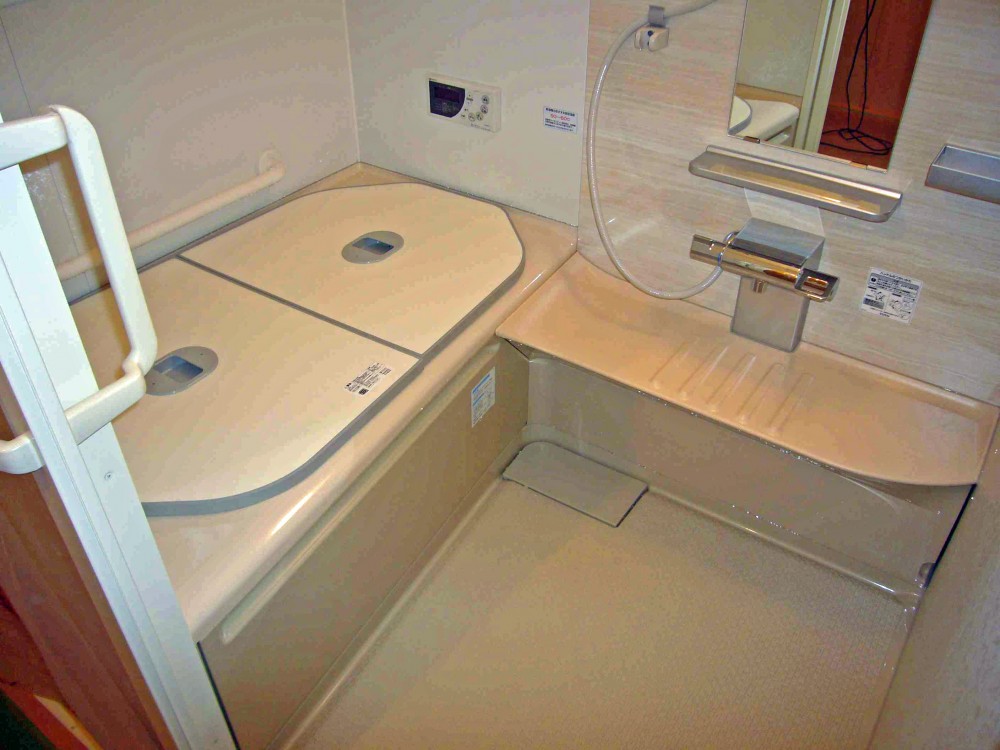 枚方水まわりリフォーム 浴室洗面トイレで劇的ビフォーアフターです