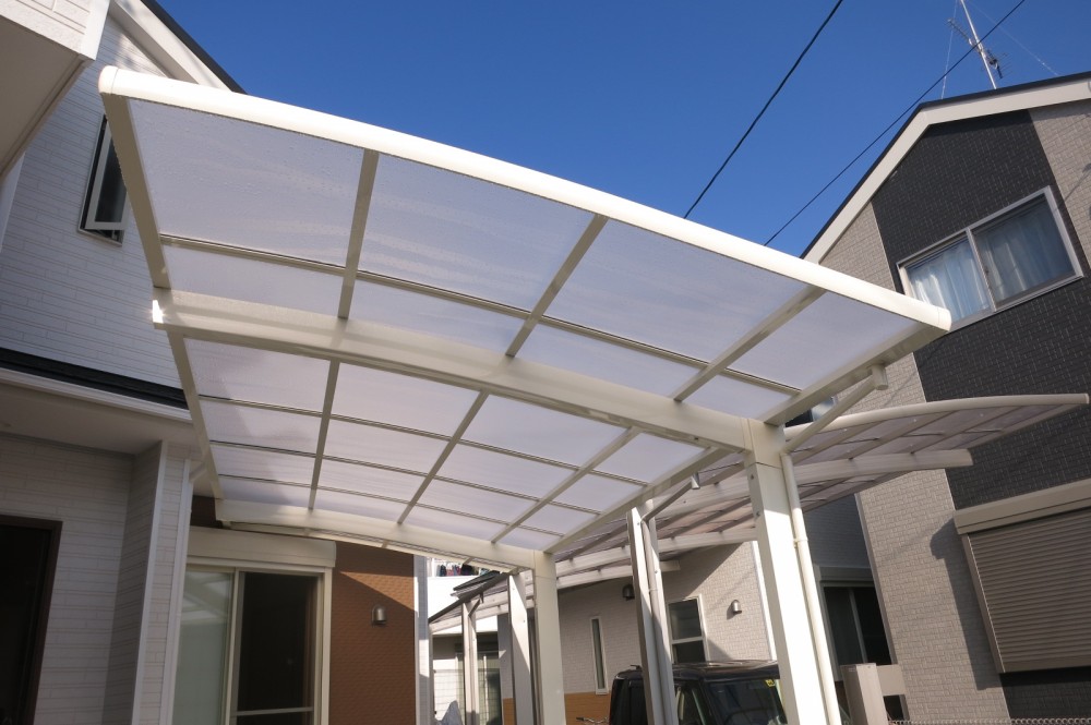 リクシルの井桁面格子は気品があります京田辺