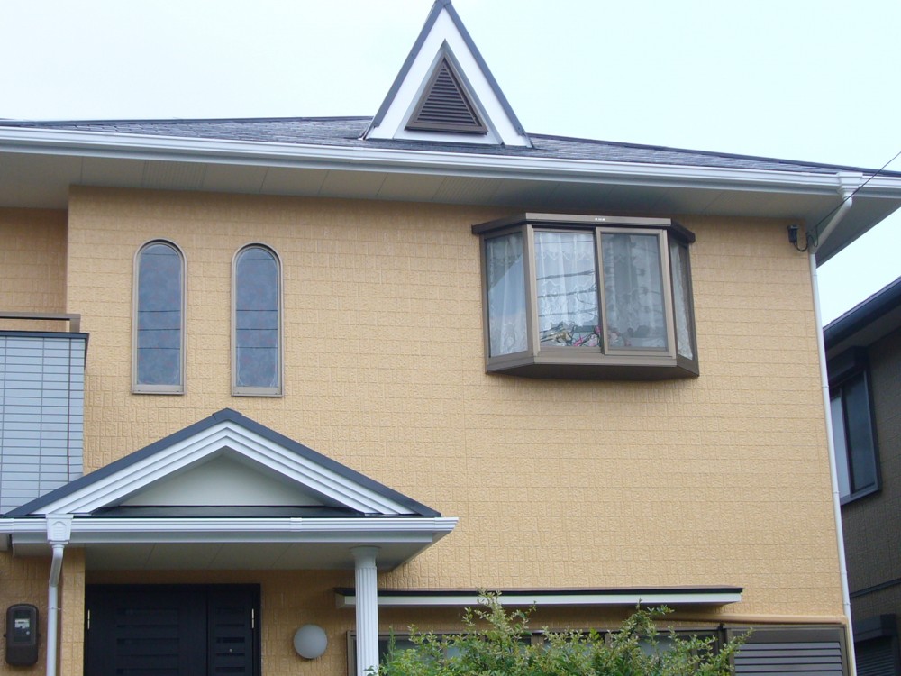 外壁塗装定期的な塗り替えってどれくらい？枚方　