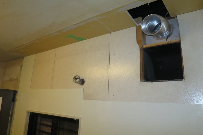 キッチンリフォーム 今日から工事開始です寝屋川