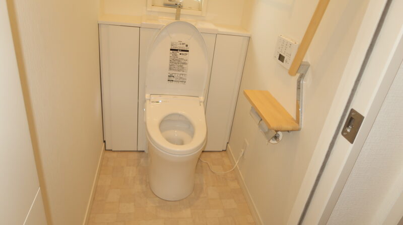 キャビネットトイレレストパル工事完了しました枚方