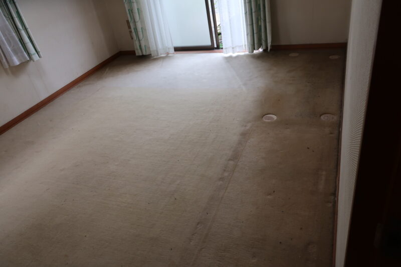 くずはで今日からフローリングリフォーム開始です枚方